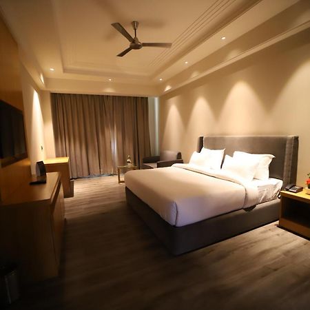 Hotel Abha Grand Alīgarh المظهر الخارجي الصورة