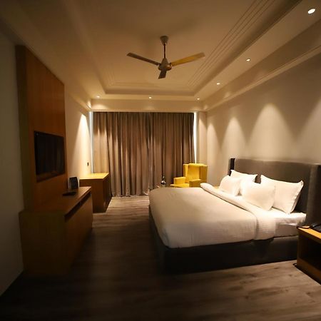 Hotel Abha Grand Alīgarh المظهر الخارجي الصورة