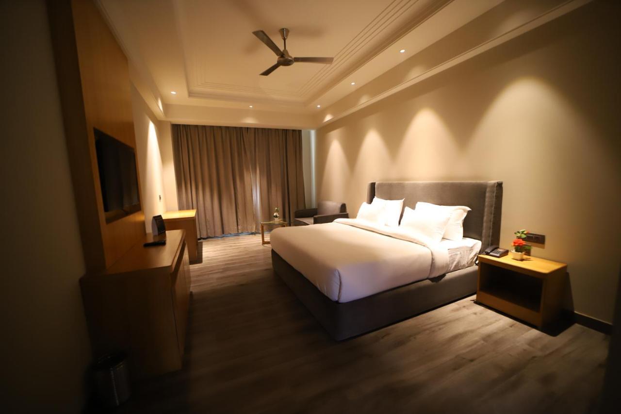 Hotel Abha Grand Alīgarh المظهر الخارجي الصورة