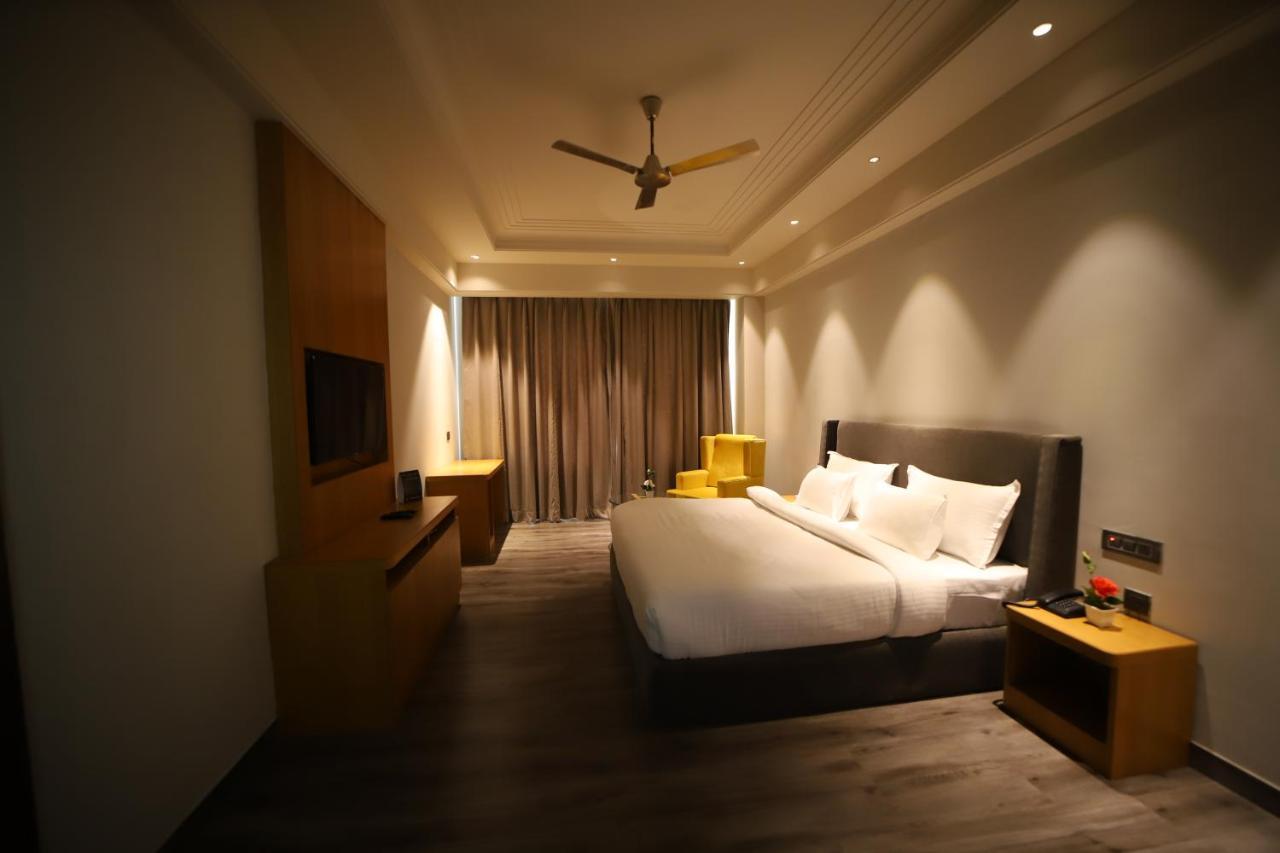 Hotel Abha Grand Alīgarh المظهر الخارجي الصورة