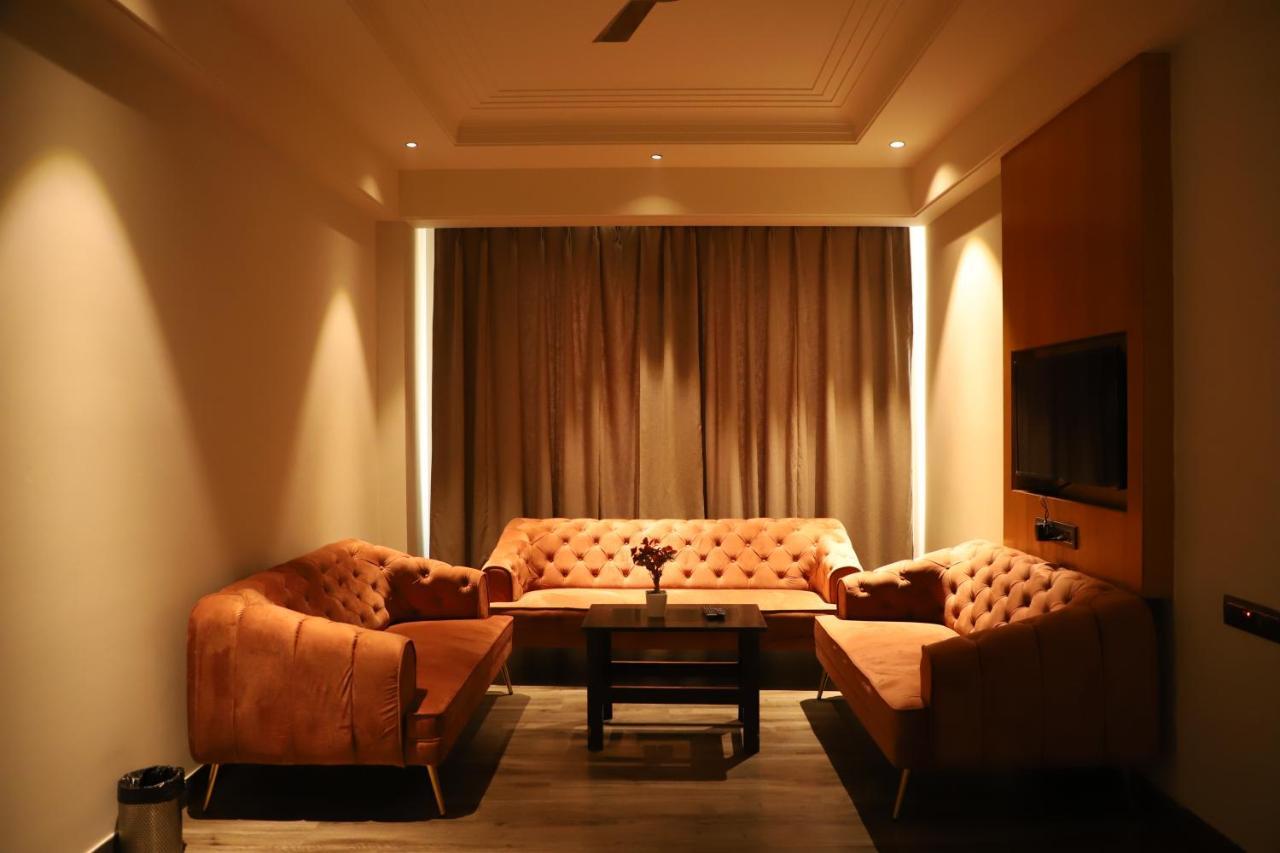 Hotel Abha Grand Alīgarh المظهر الخارجي الصورة